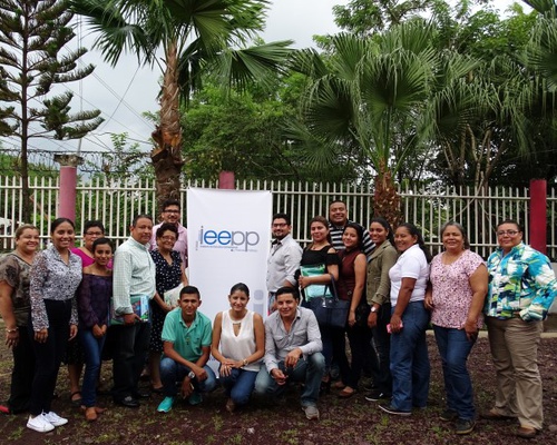 Ieepp y Fundación Violeta Barrios de Chamorro imparten taller sobre análisis de presupuestos y contrataciones municipales a periodistas de Chontales y Boaco